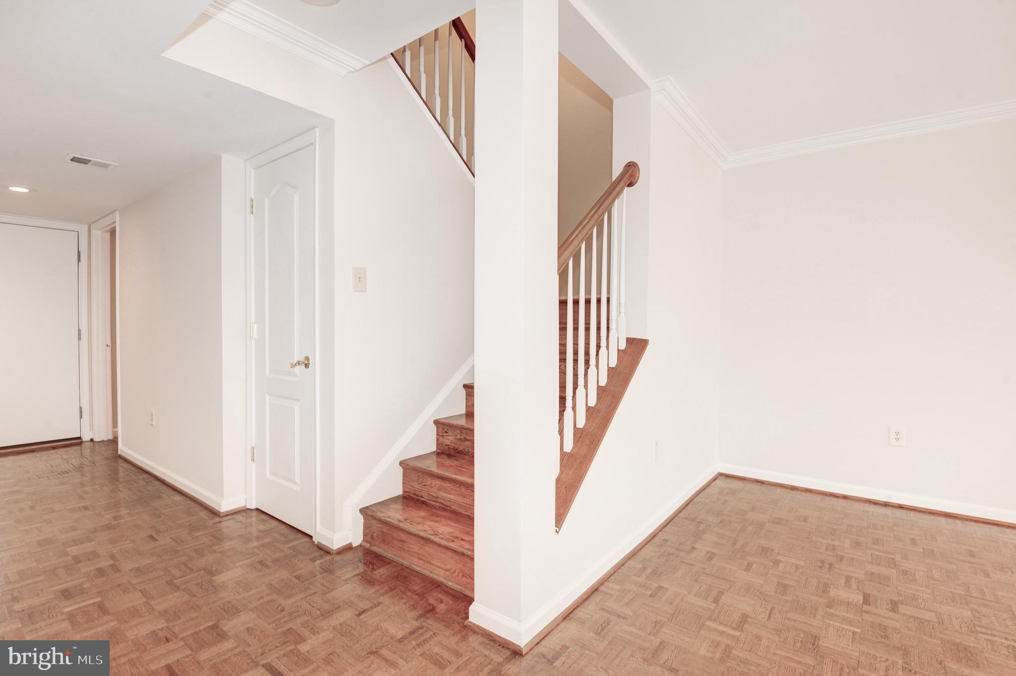 RESTON - Residential Lease