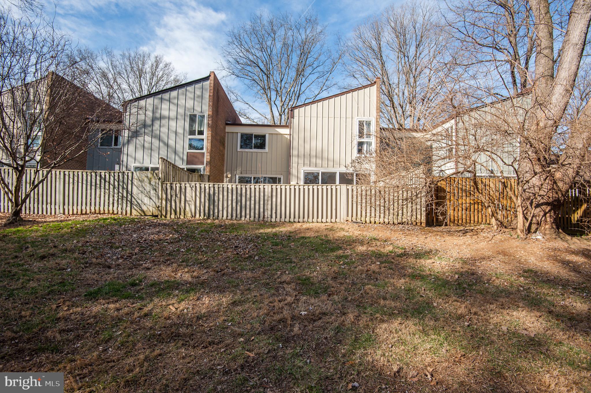 RESTON - Residential Lease