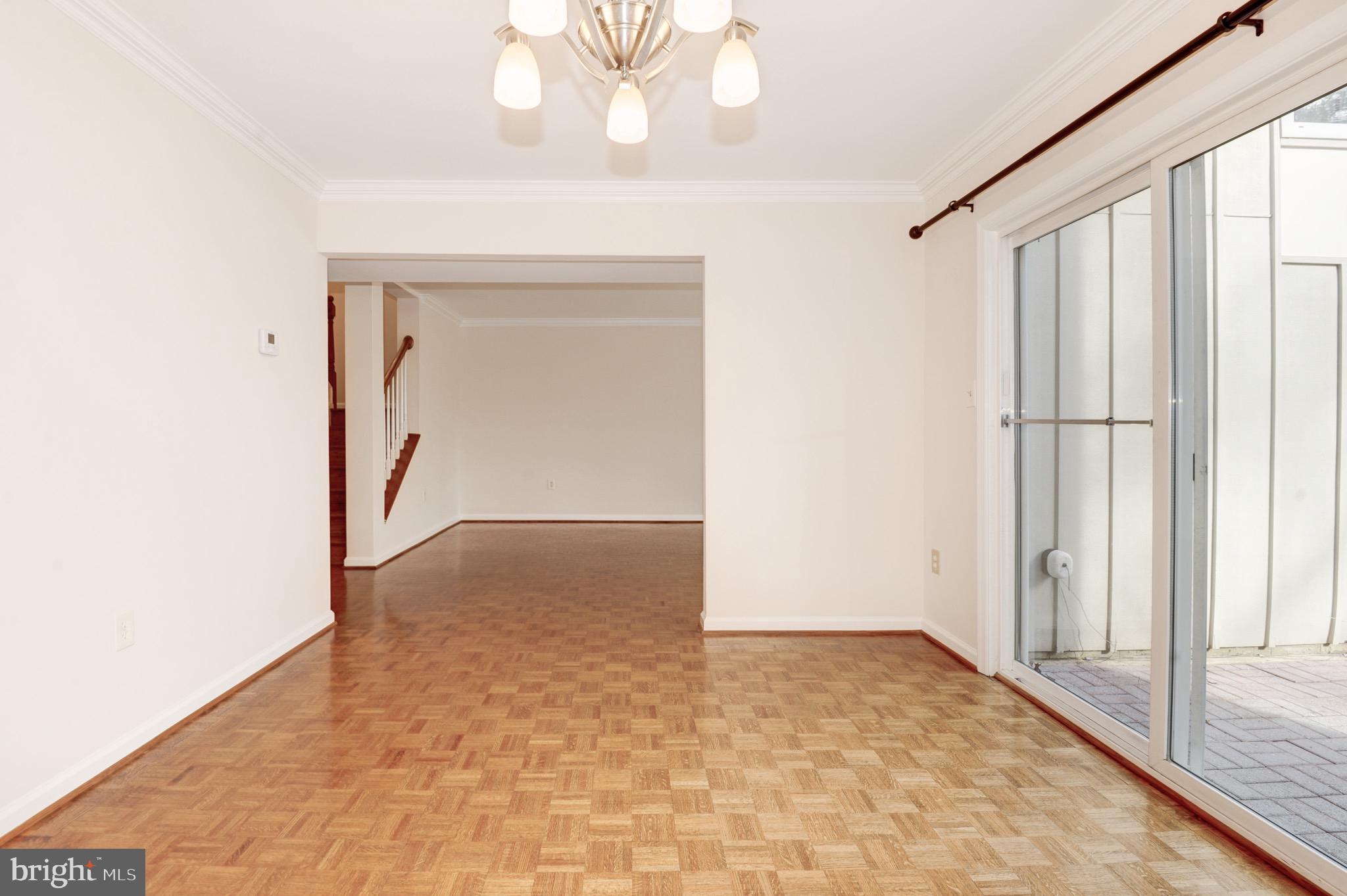 RESTON - Residential Lease