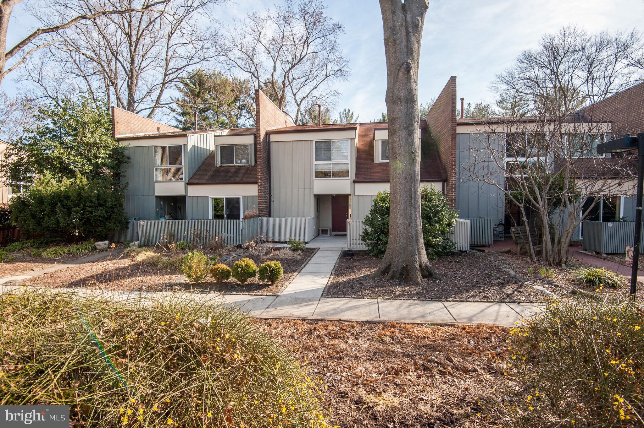 RESTON - Residential Lease