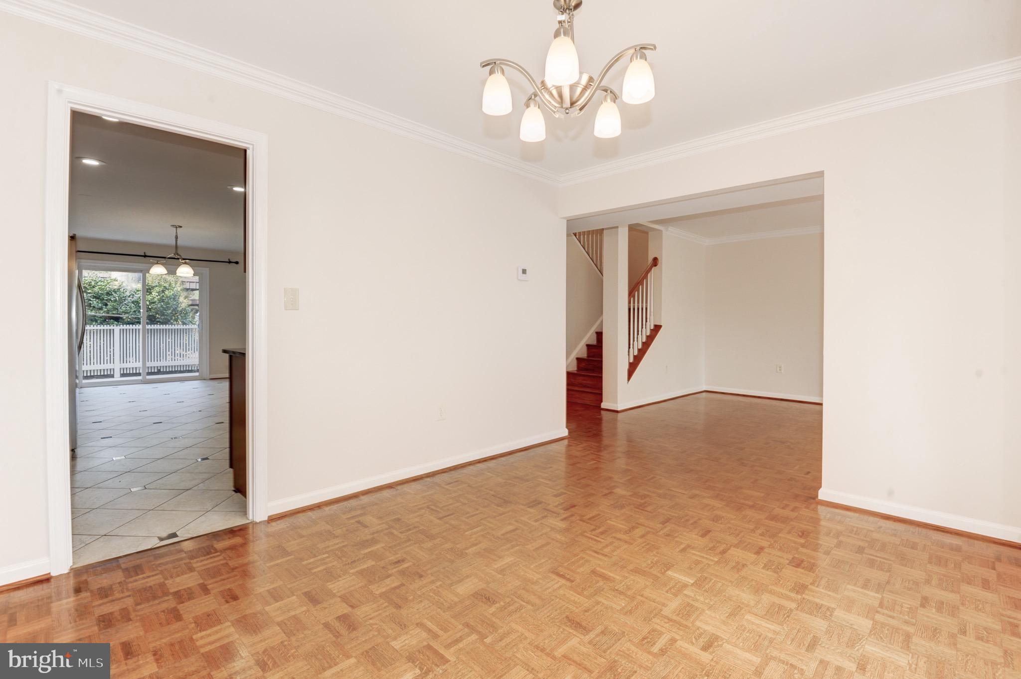 RESTON - Residential Lease