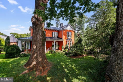 Photo of 330 Alexandria Pike, WARRENTON, VA 20186 (MLS # VAFQ2023868)