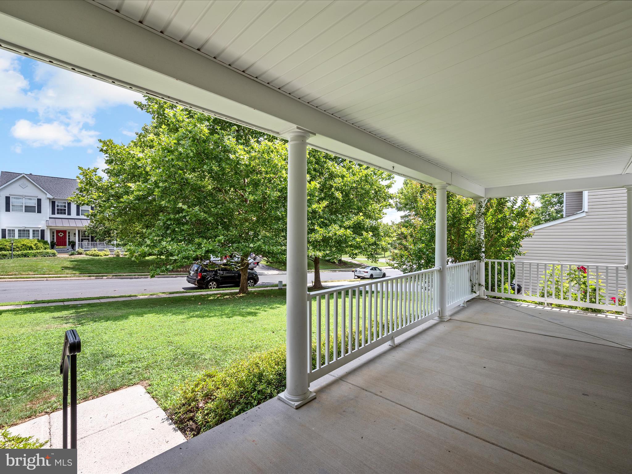 717 WOODEN BRIDGE DRIVE