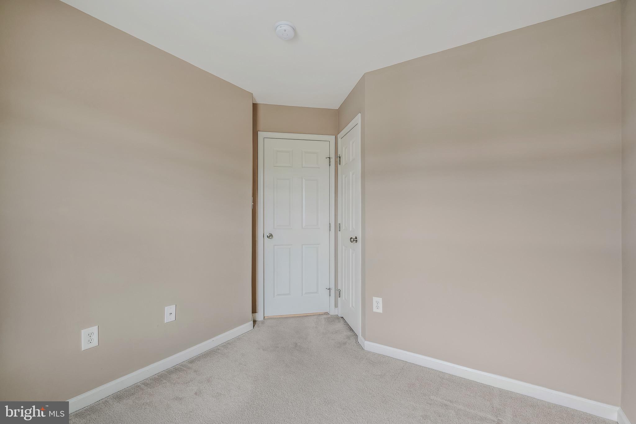 WINDMILL CROSSING - Residential Lease