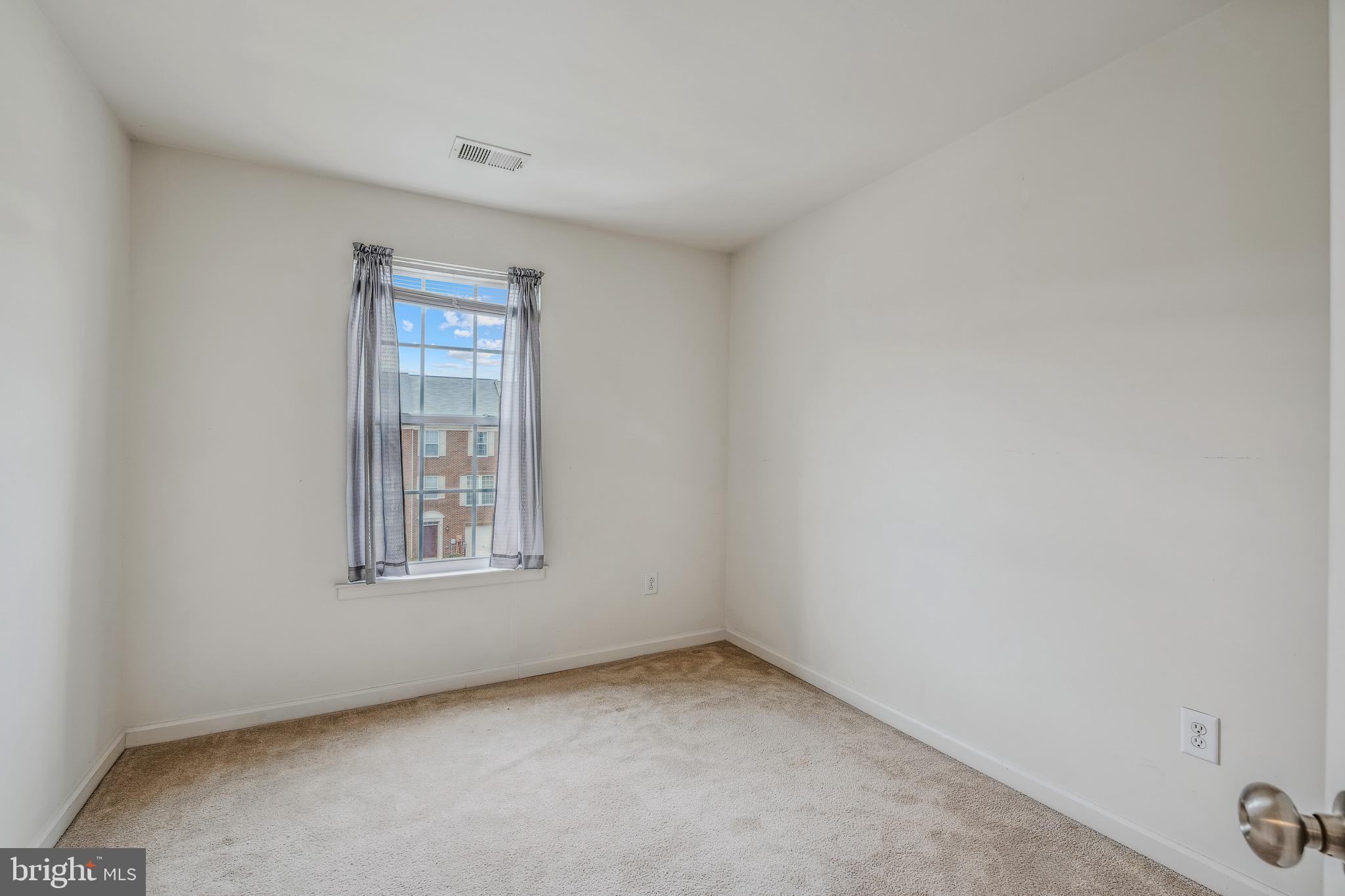 WINDMILL CROSSING - Residential Lease