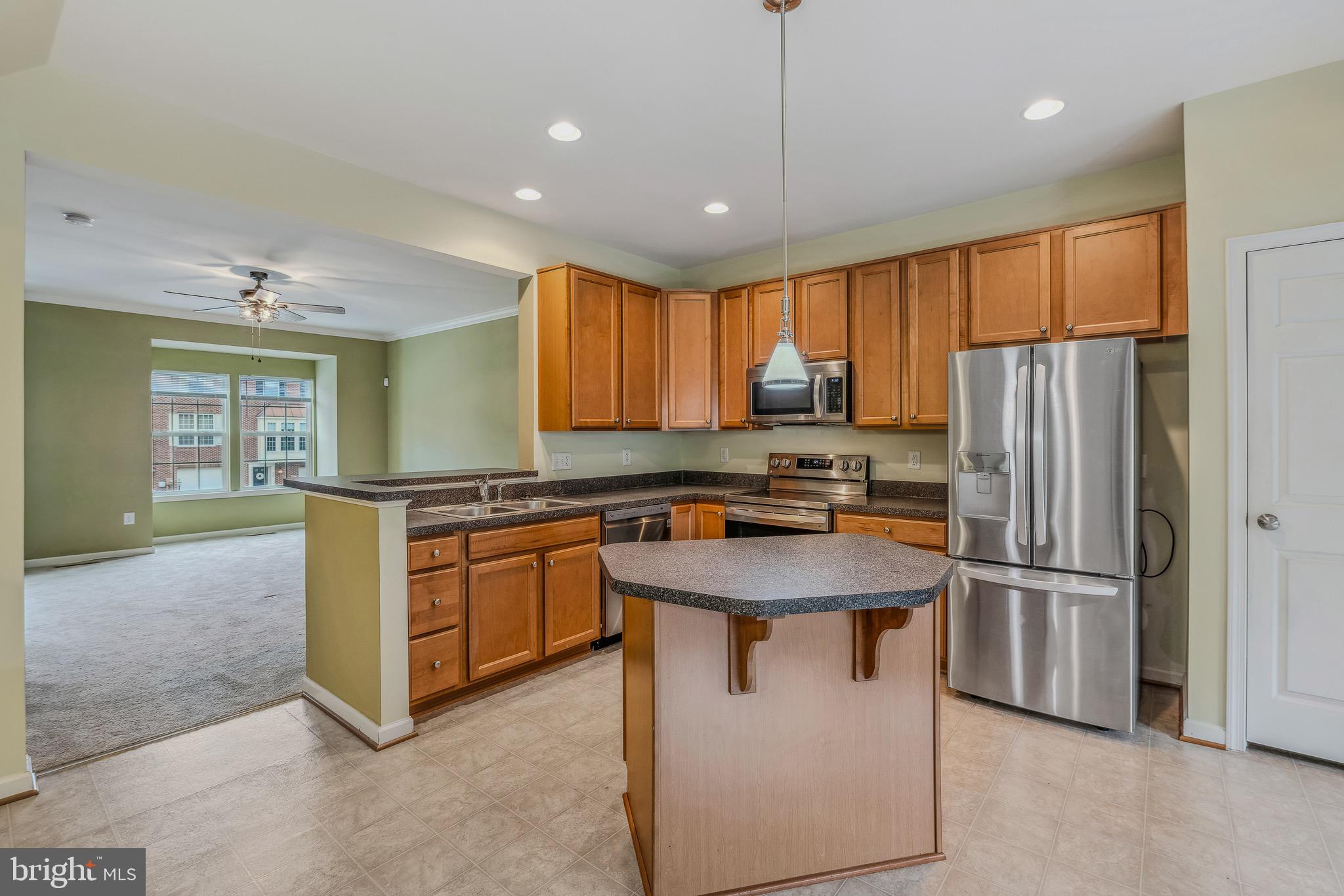 WINDMILL CROSSING - Residential Lease