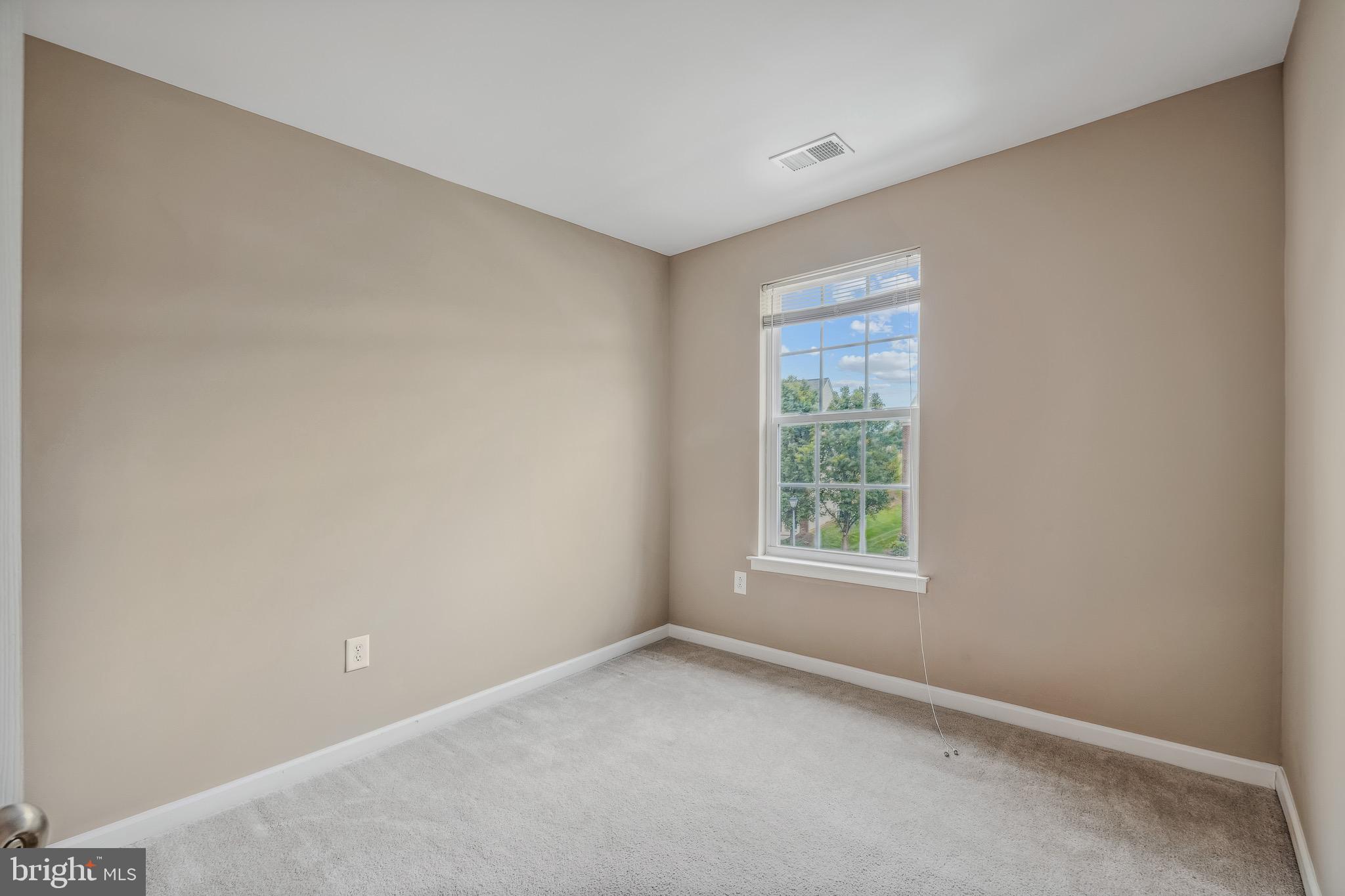 WINDMILL CROSSING - Residential Lease