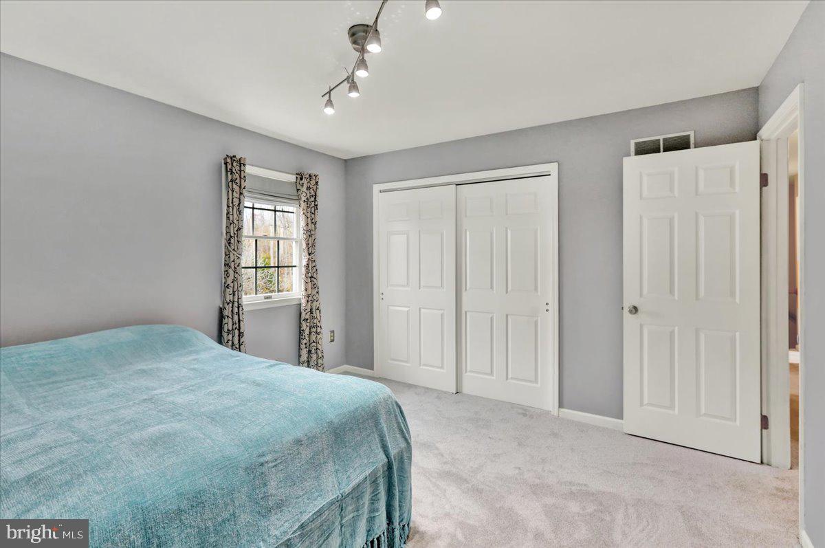 PATHFINDER VALLEY - Residential