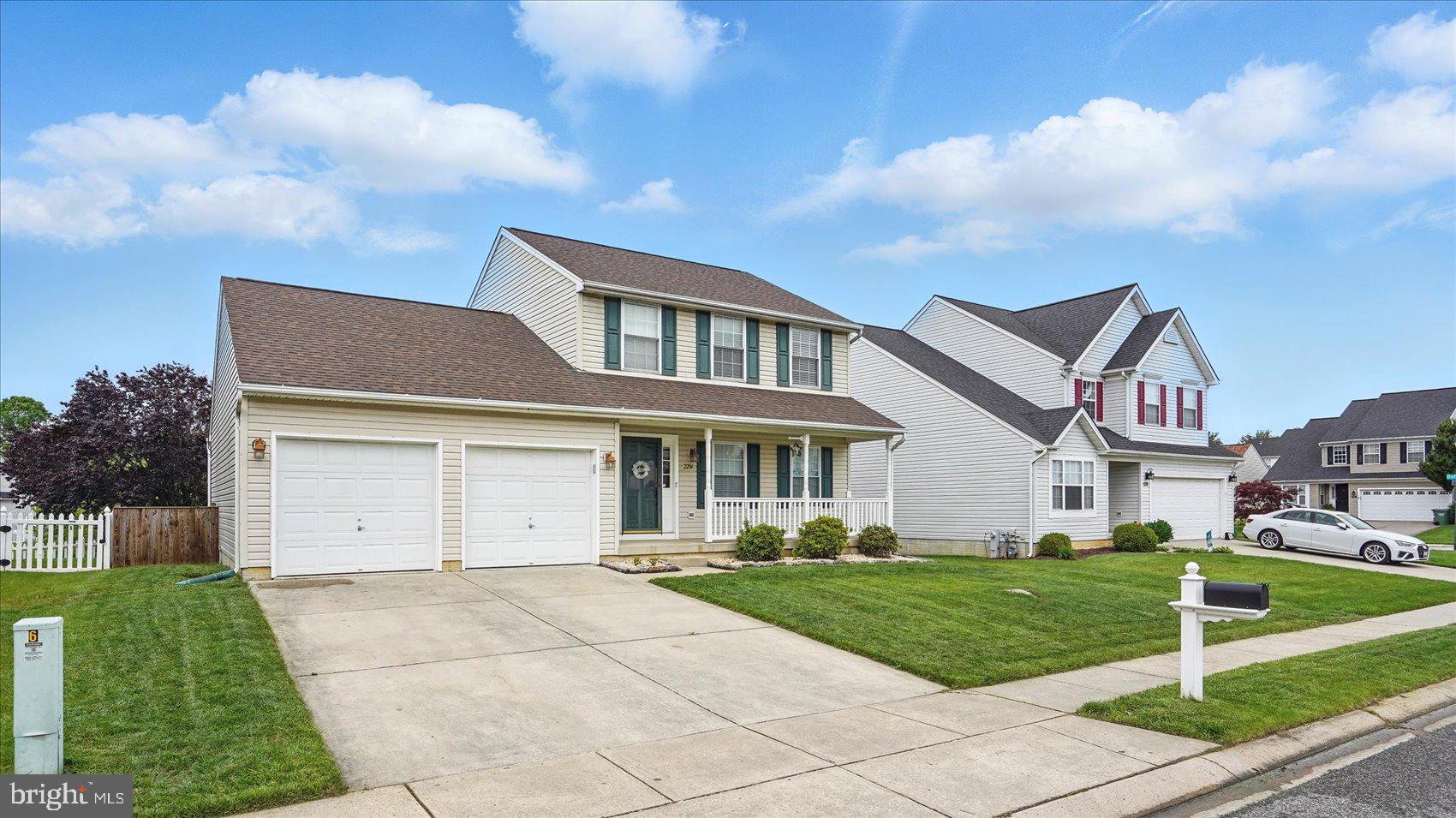 2294 HOWLAND DRIVE