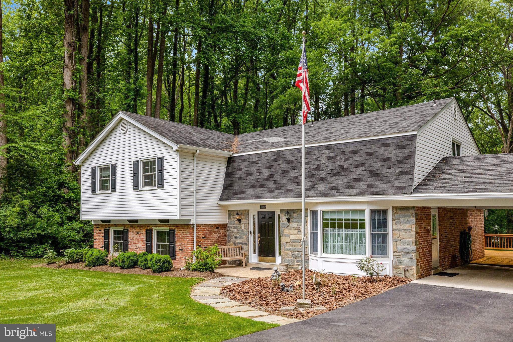 2042 CARRHILL ROAD