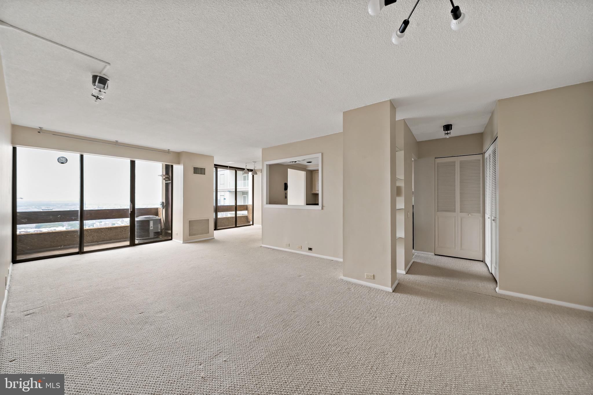 1326 SPRUCE STREET 42 2906