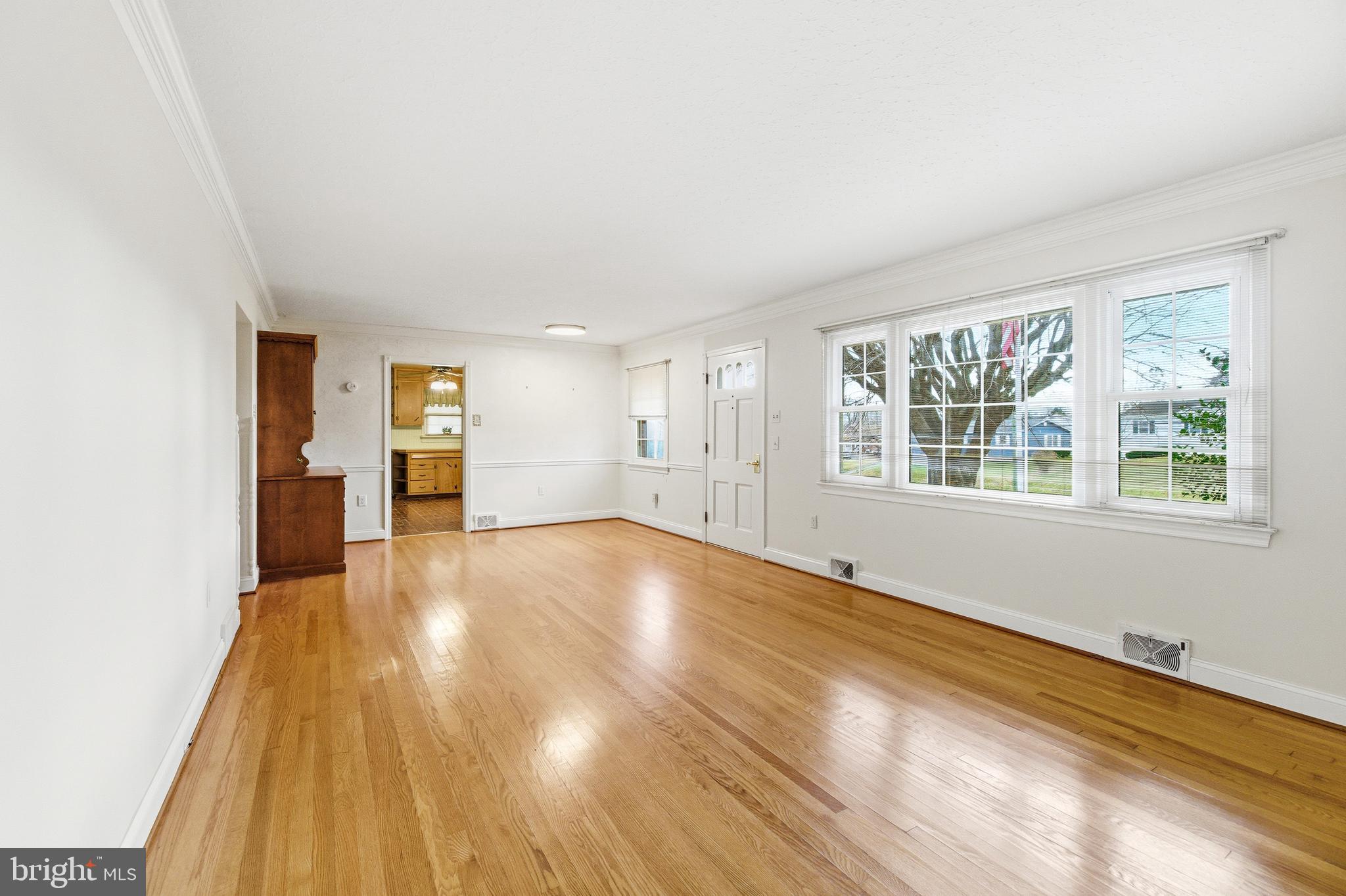 410 W NORTH STREET