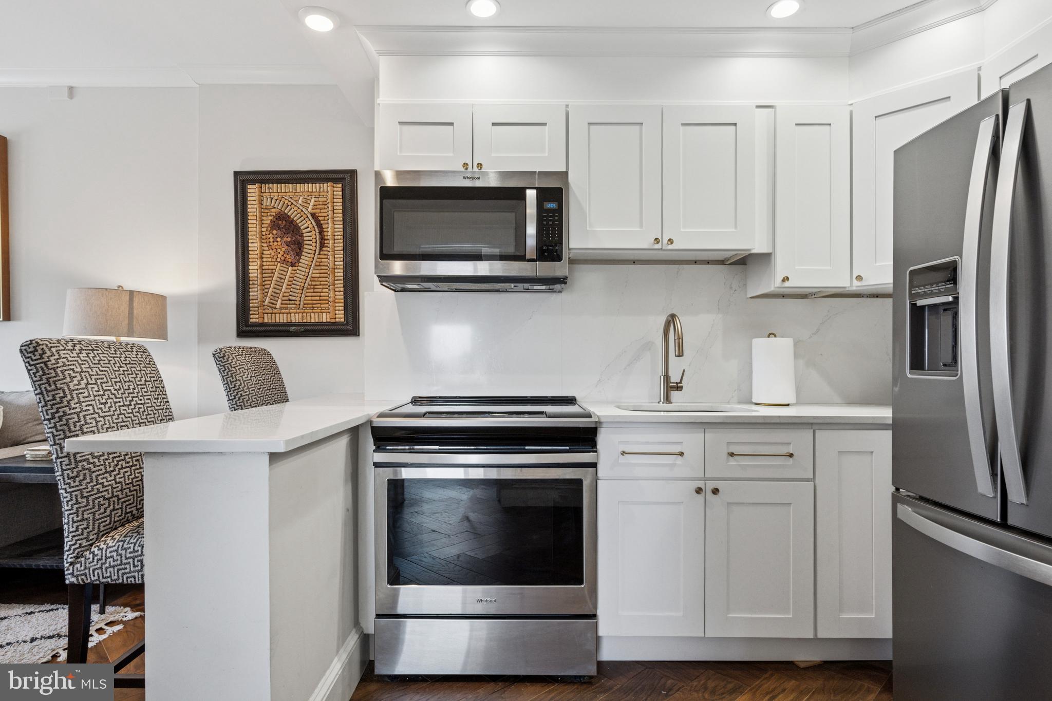 CENTER CITY - Residential Lease