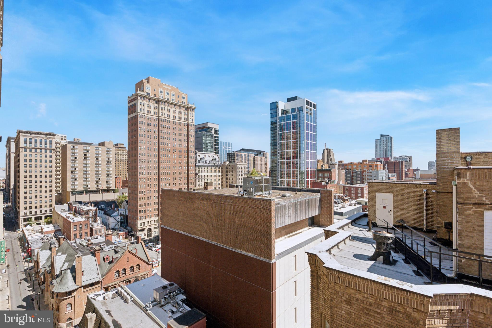 CENTER CITY - Residential Lease