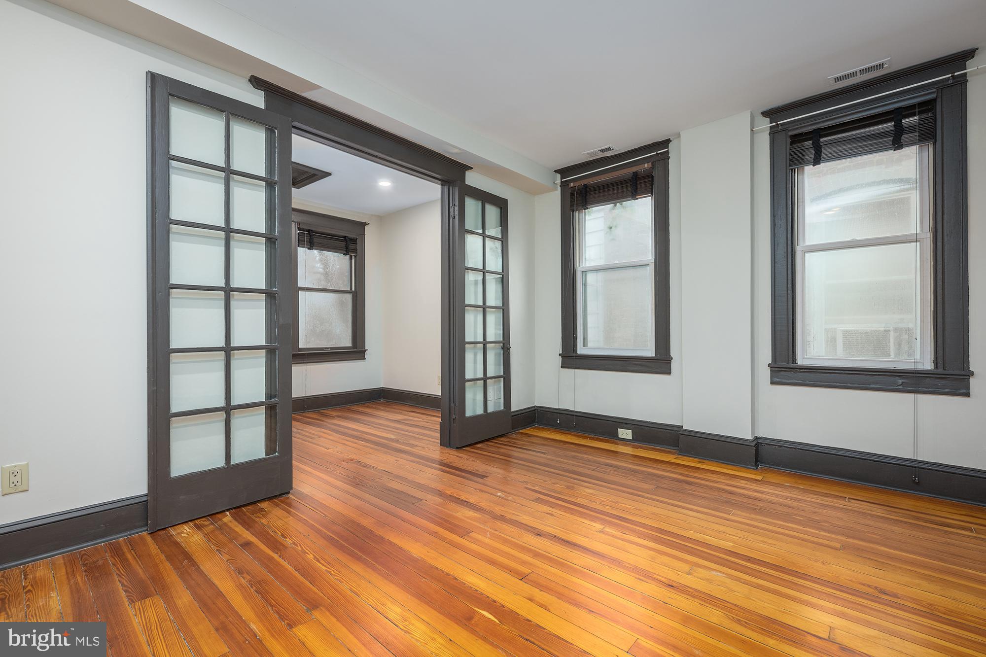 CHARLES VILLAGE - Residential