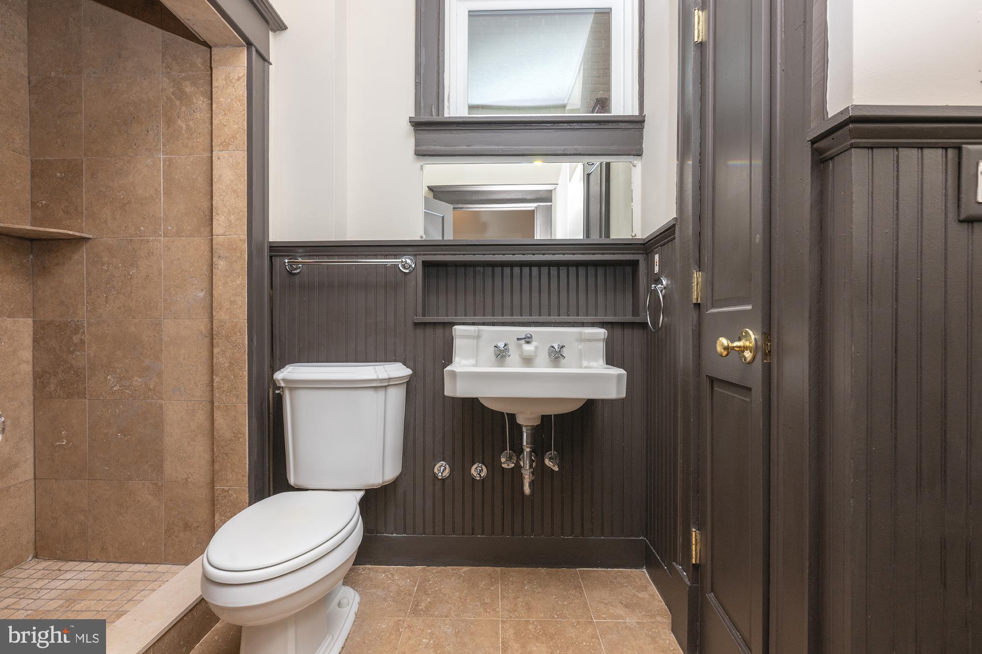 CHARLES VILLAGE - Residential