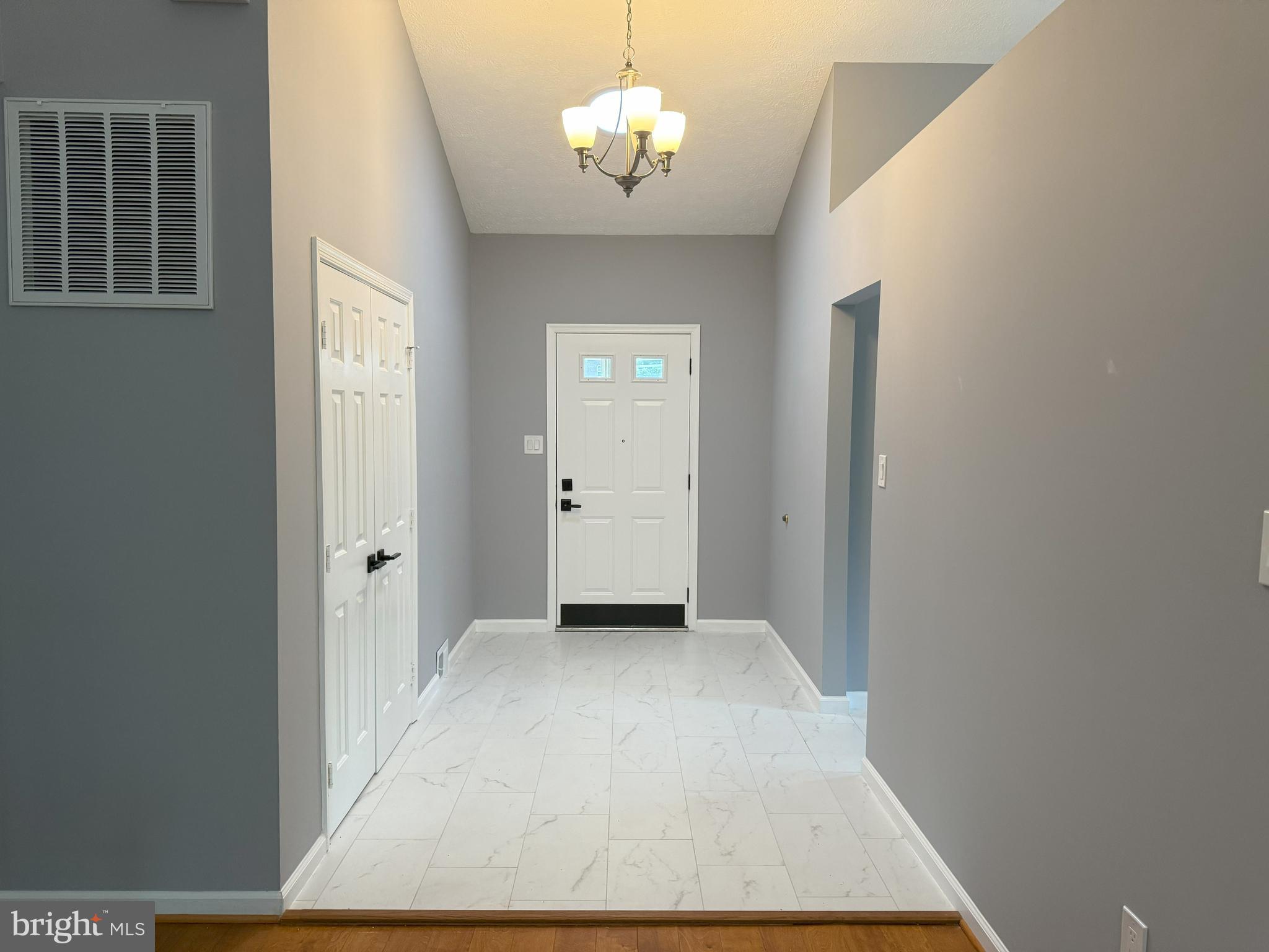 MIDDLERIDGE - Residential Lease