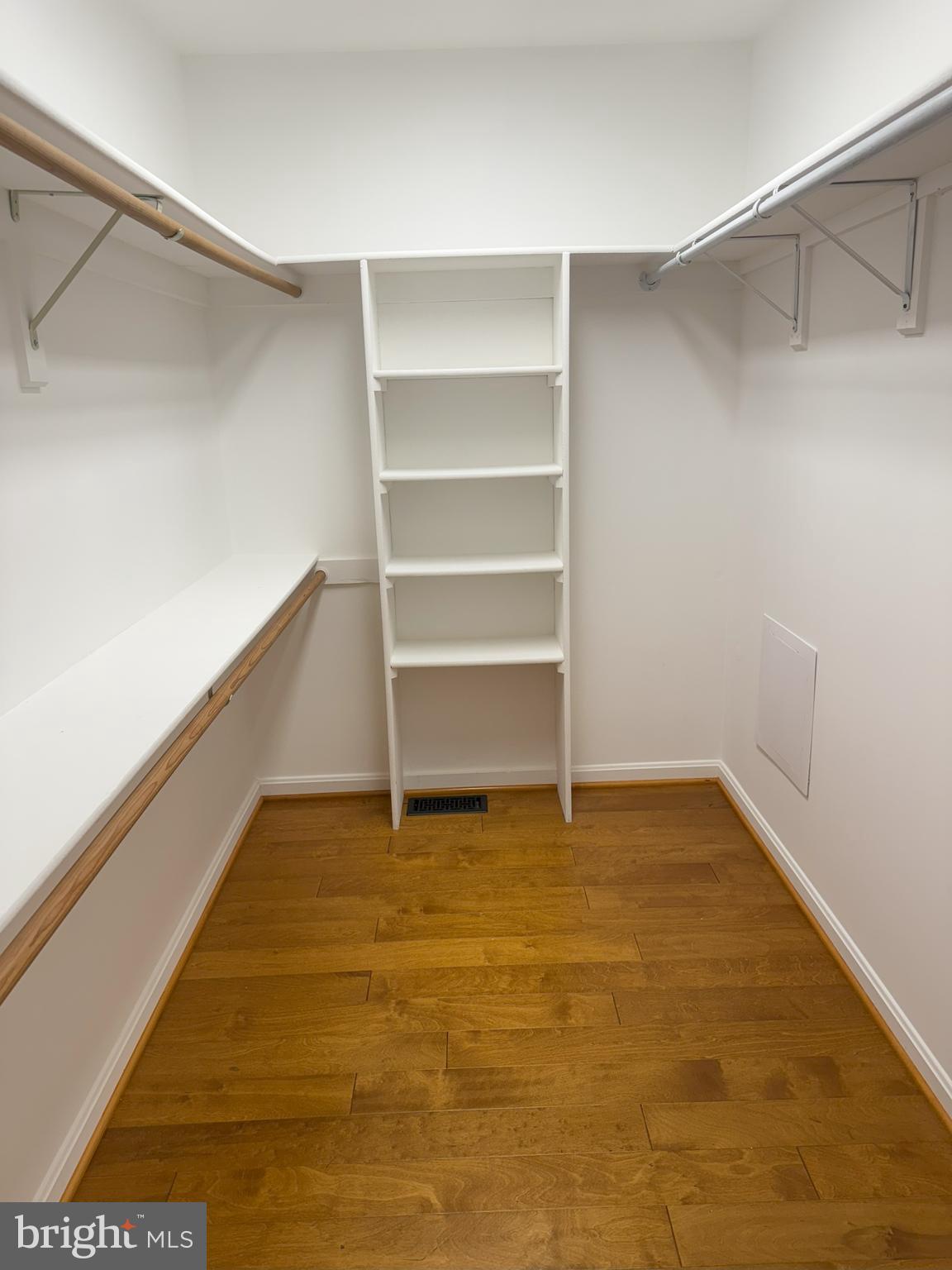 MIDDLERIDGE - Residential Lease