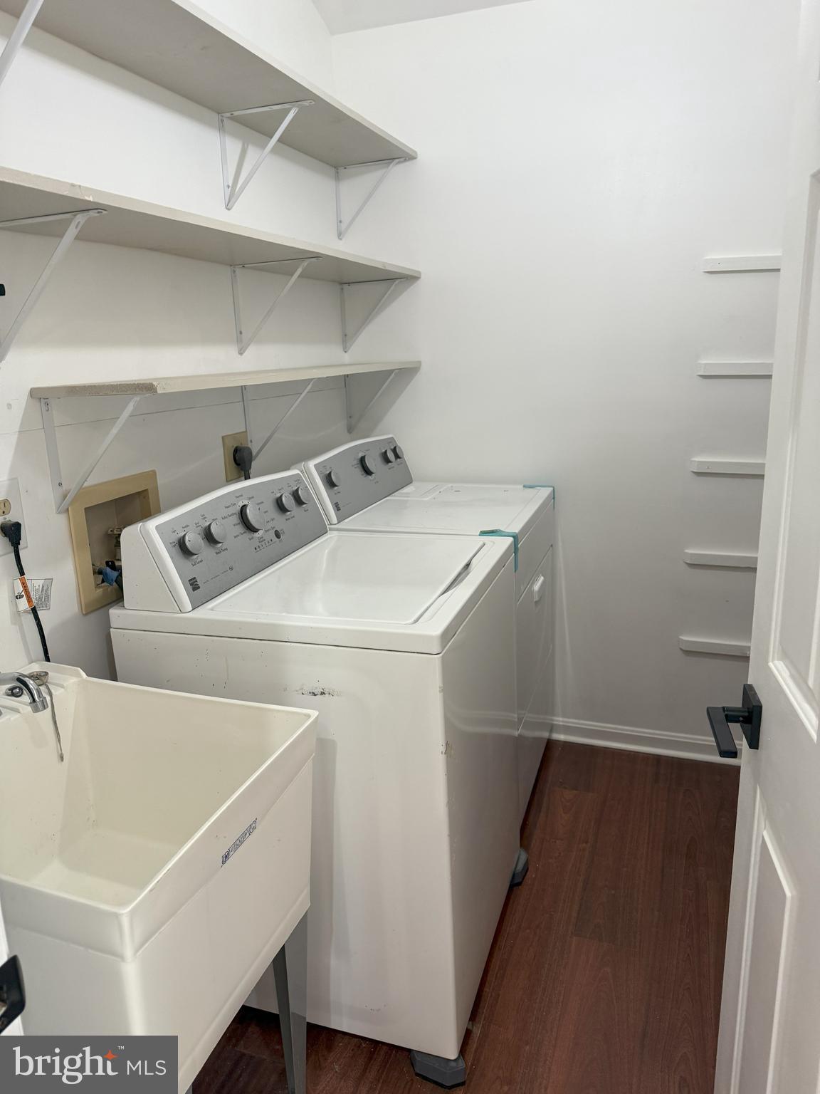 MIDDLERIDGE - Residential Lease