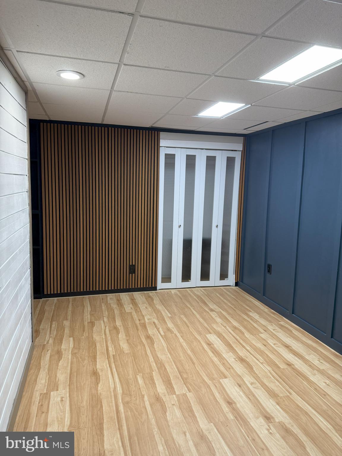 MIDDLERIDGE - Residential Lease