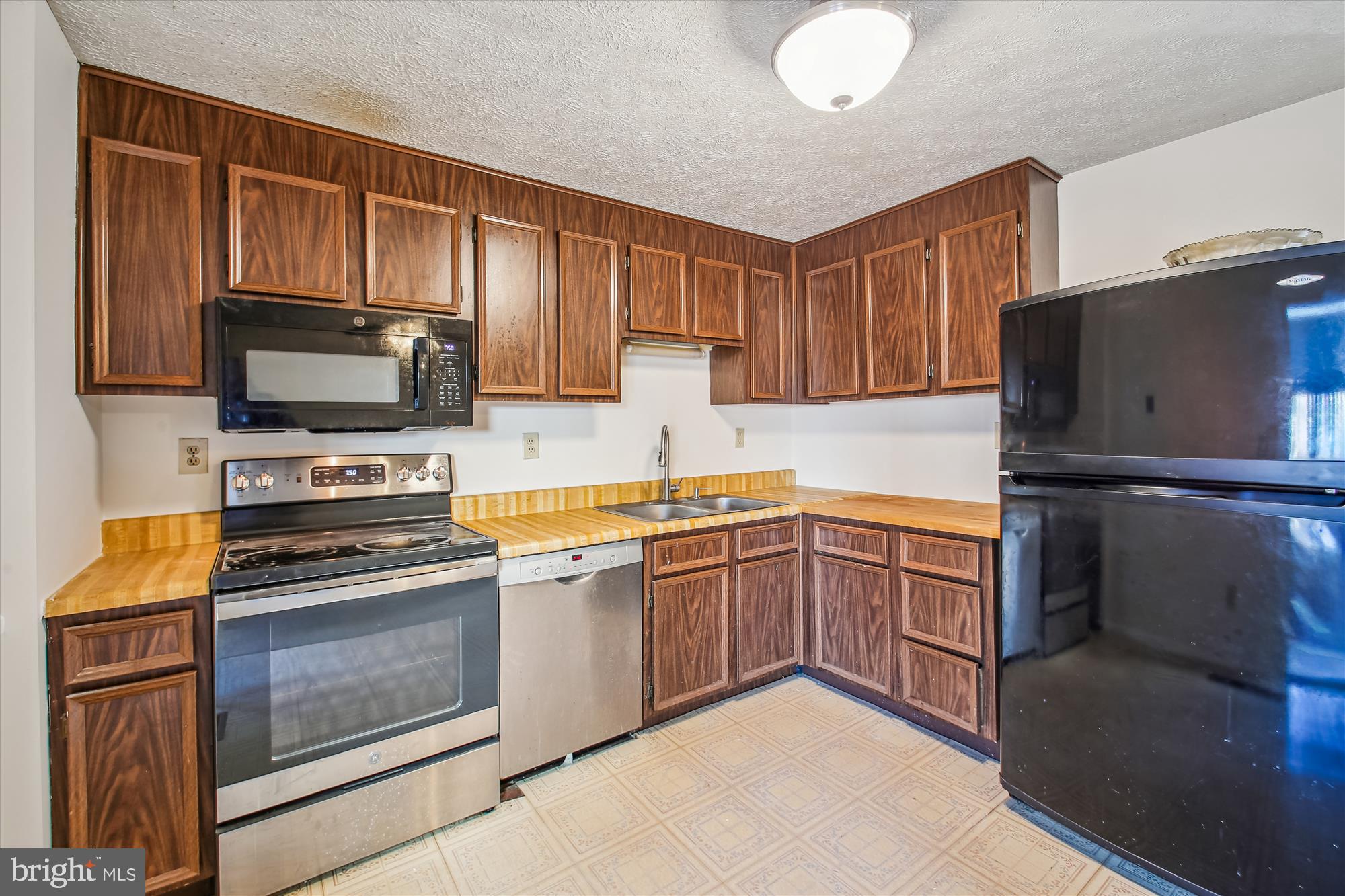 HARMANS WOODS - Residential