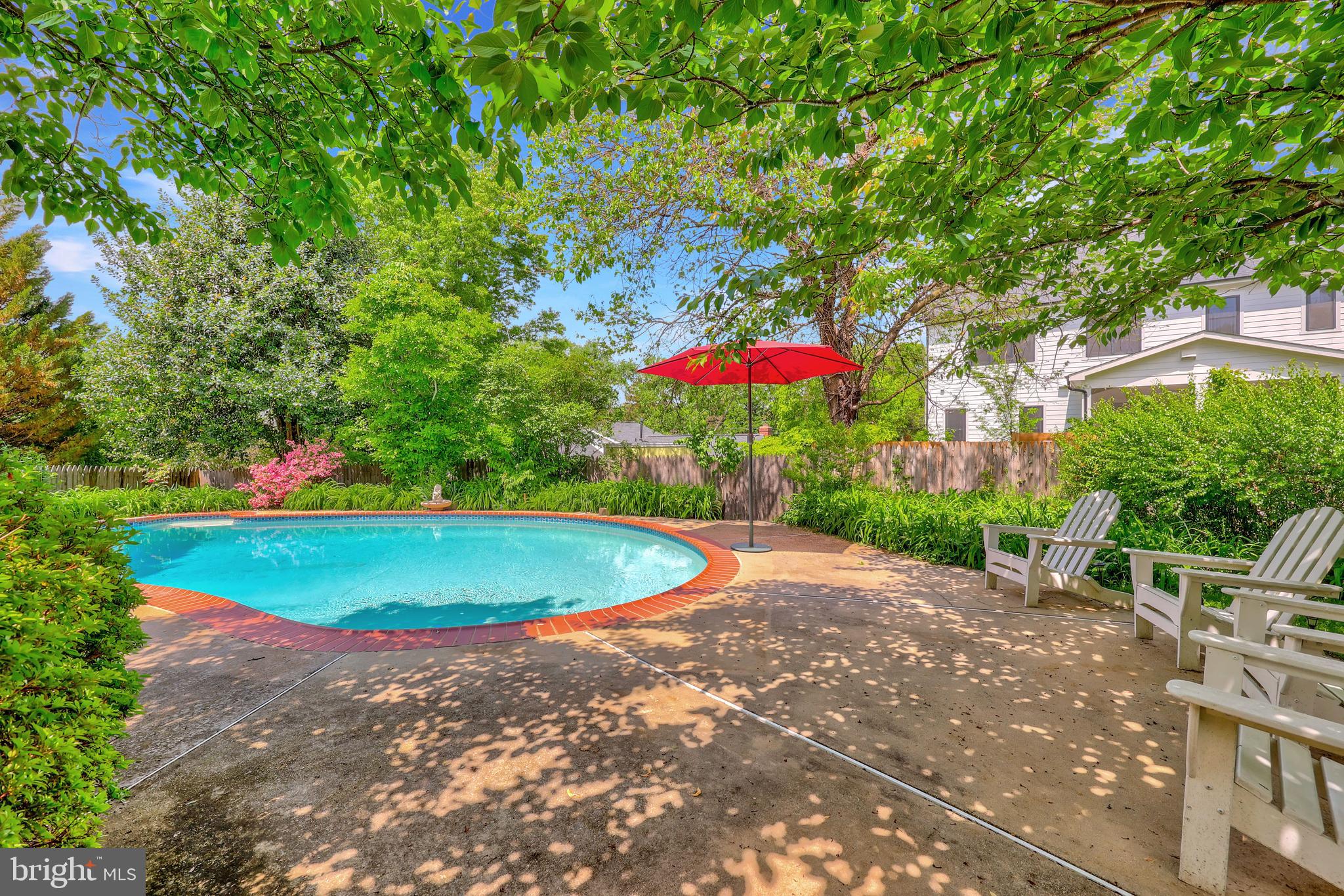 BROYHILLS MCLEAN ESTATES - Residential