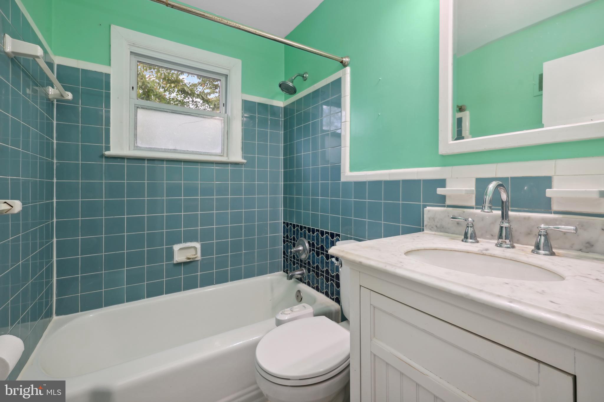 BROYHILLS MCLEAN ESTATES - Residential