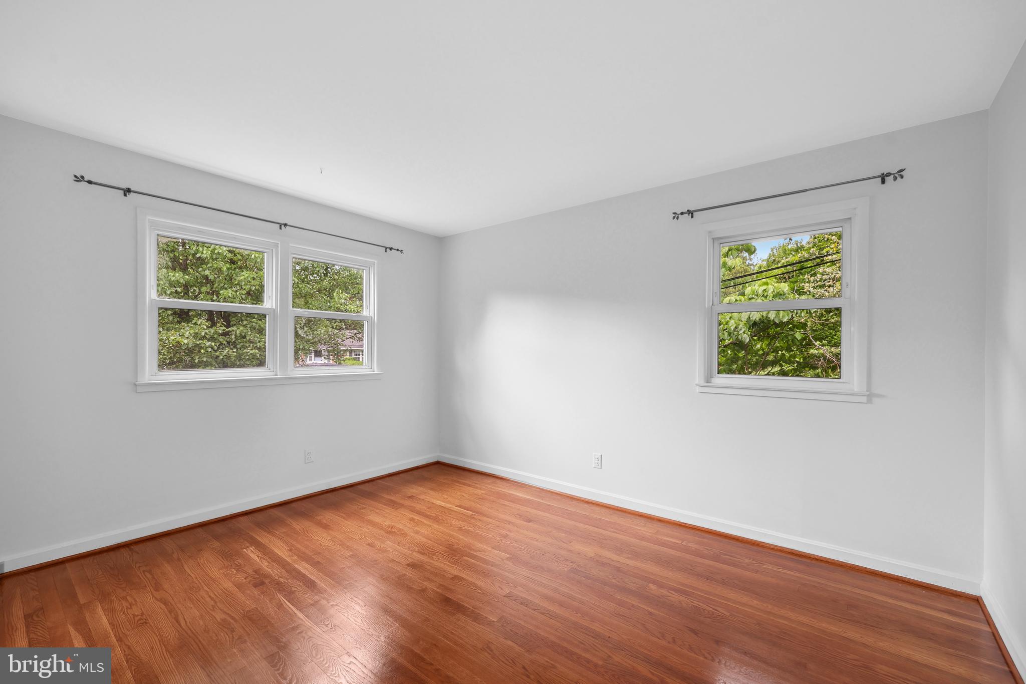 BROYHILLS MCLEAN ESTATES - Residential