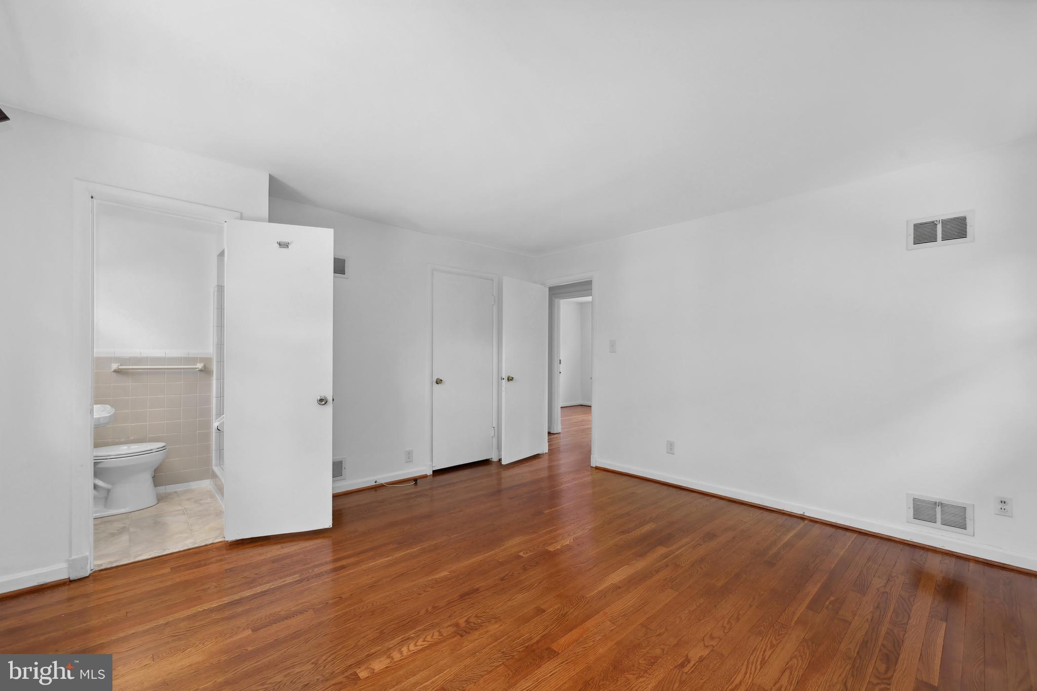 BROYHILLS MCLEAN ESTATES - Residential