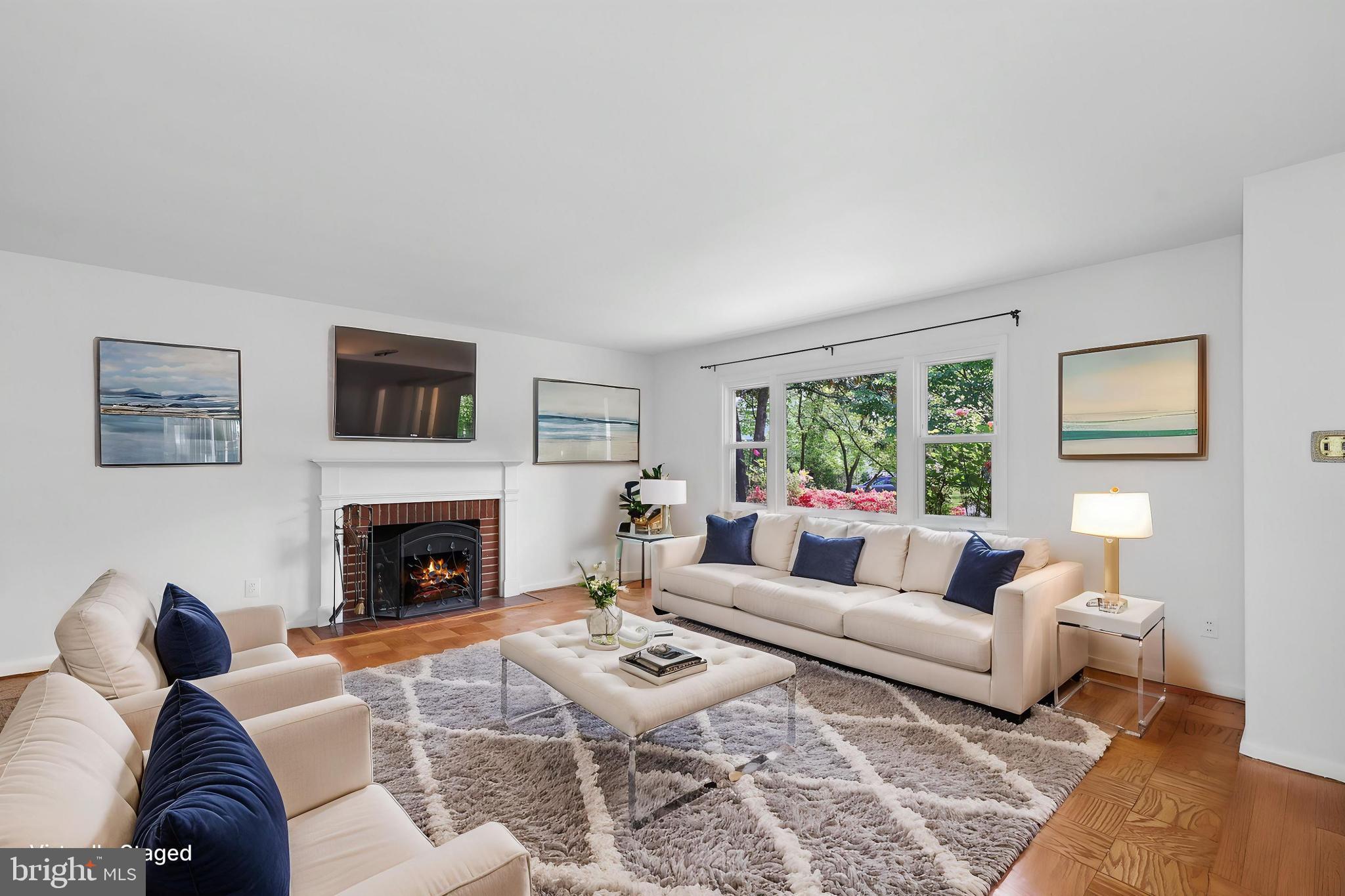 BROYHILLS MCLEAN ESTATES - Residential