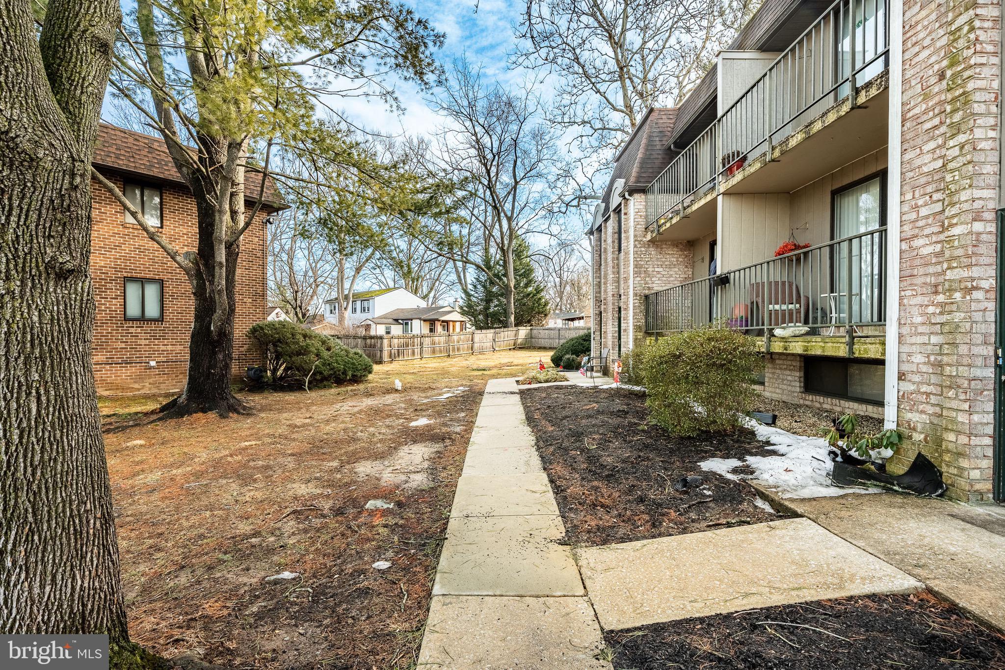 DANBURY VILLAGE - Residential