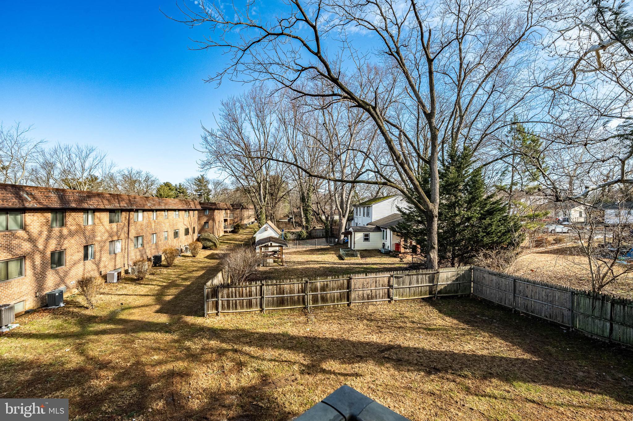 DANBURY VILLAGE - Residential