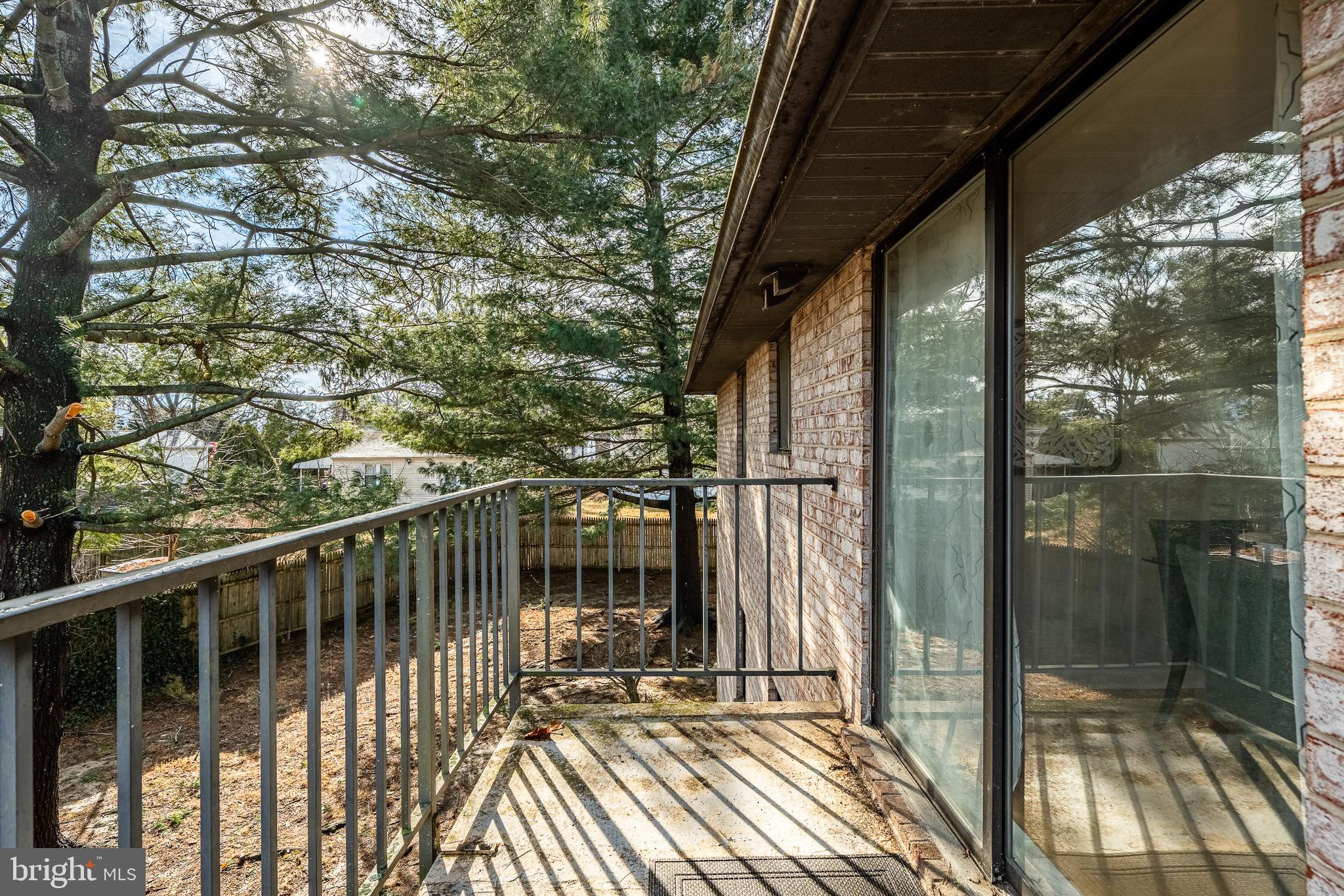 DANBURY VILLAGE - Residential