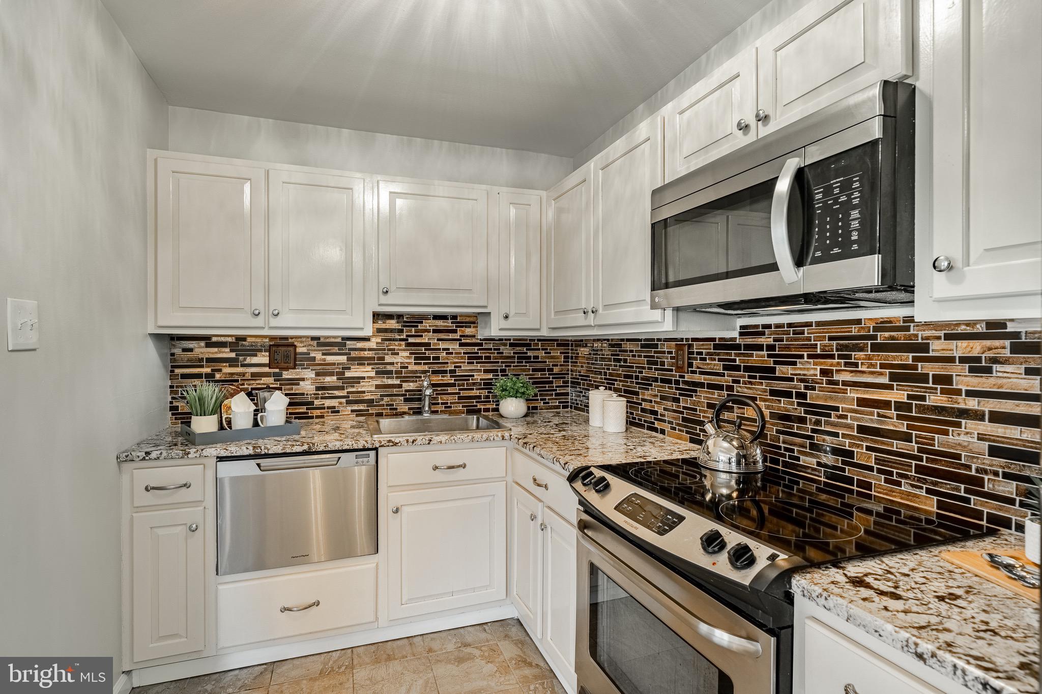 DANBURY VILLAGE - Residential