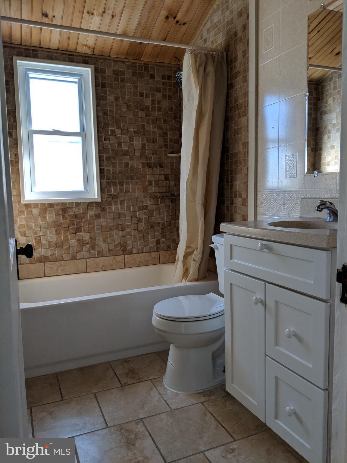 RIDGELEIGH - Residential Lease