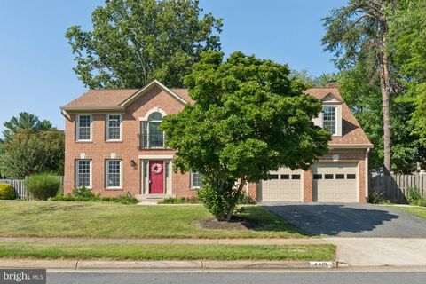 Homes For Sale - 4419 Woods Edge Court<br/> Fairfax County, CHANTILLY, VA 20151