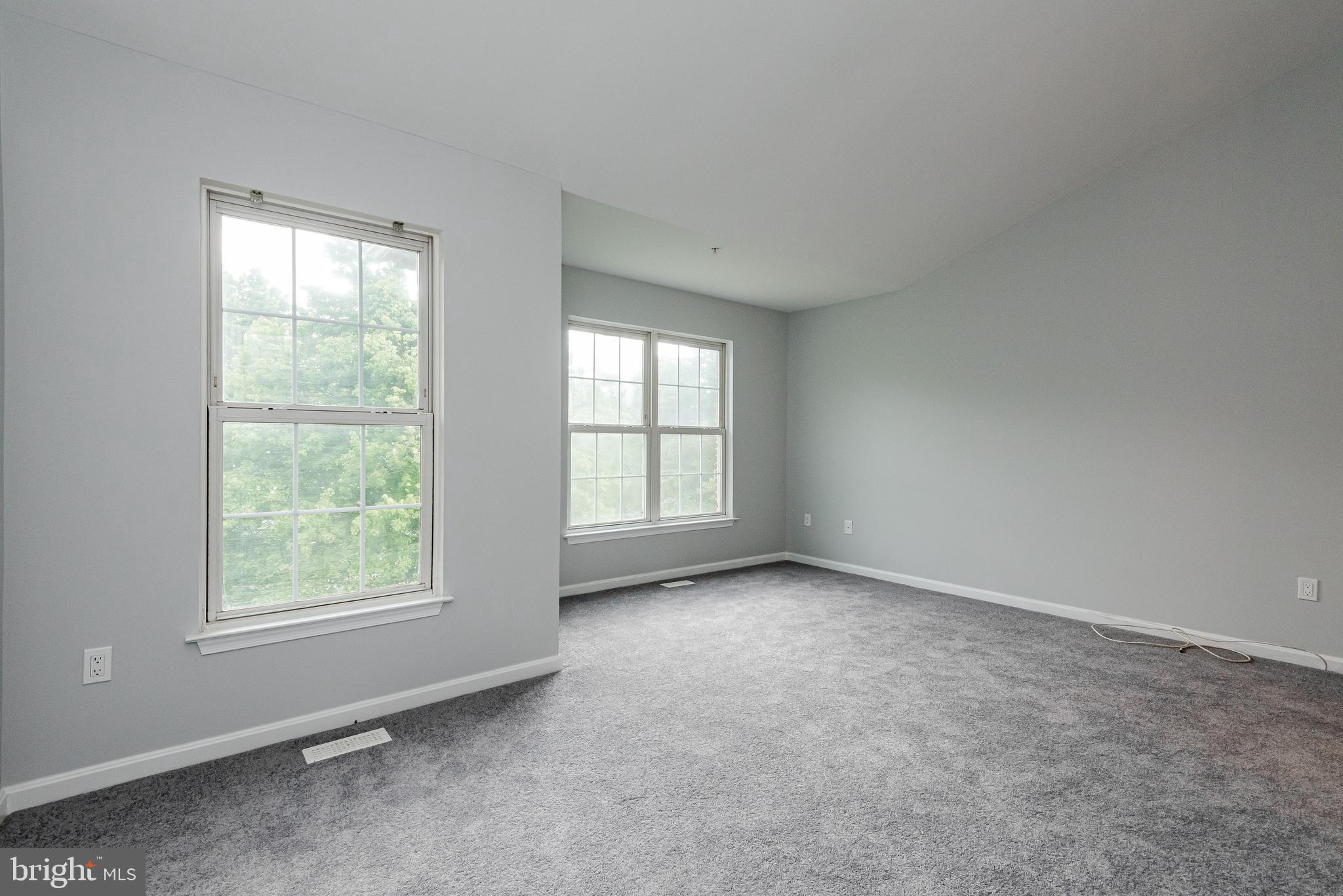 BROOKE MANOR - Residential