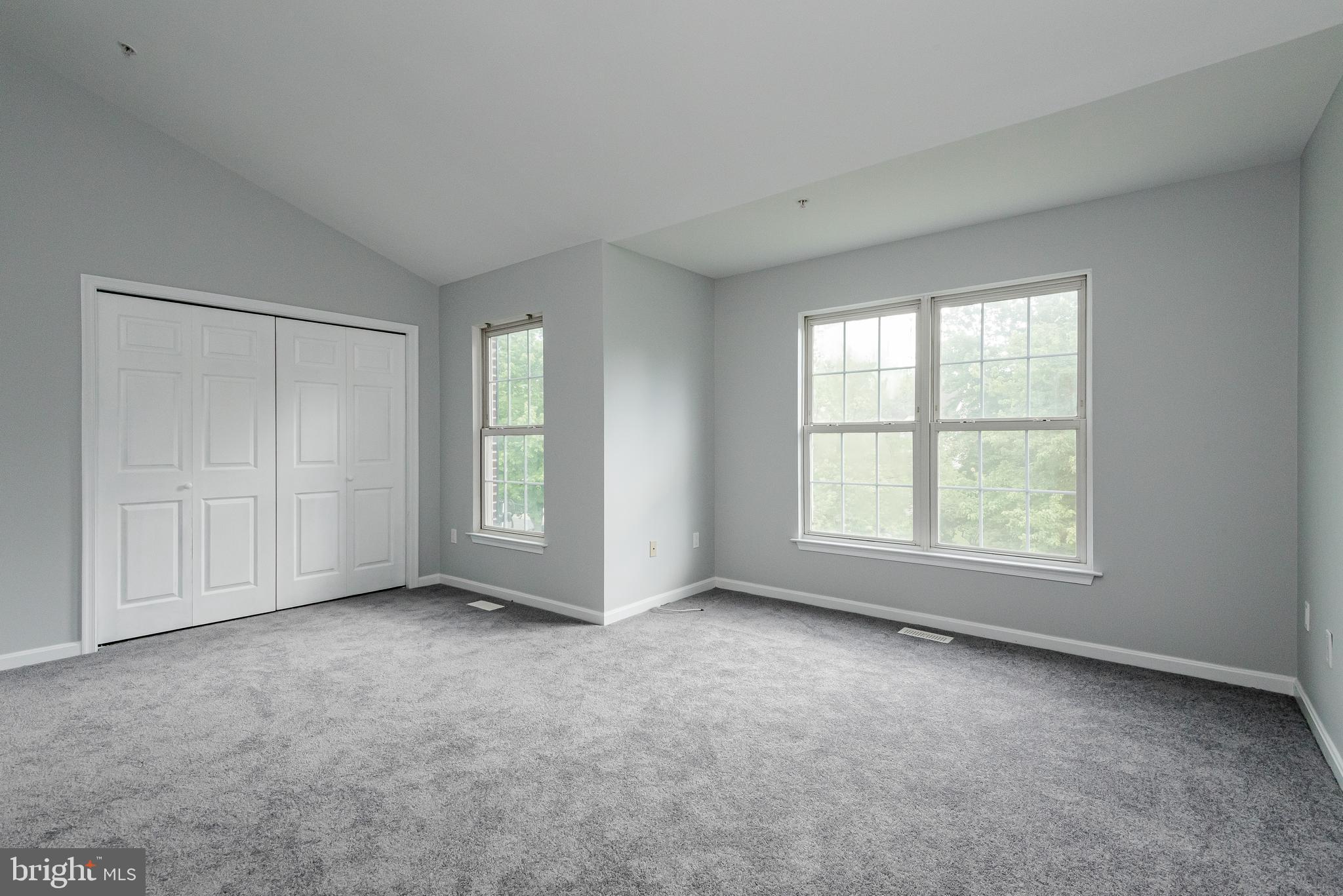 BROOKE MANOR - Residential