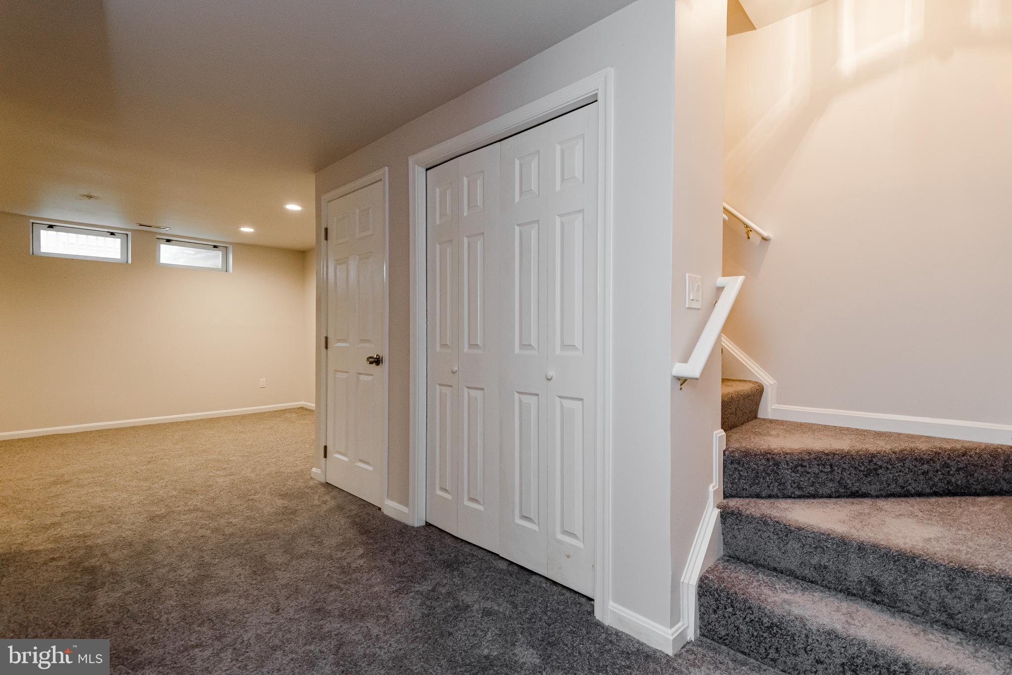 BROOKE MANOR - Residential