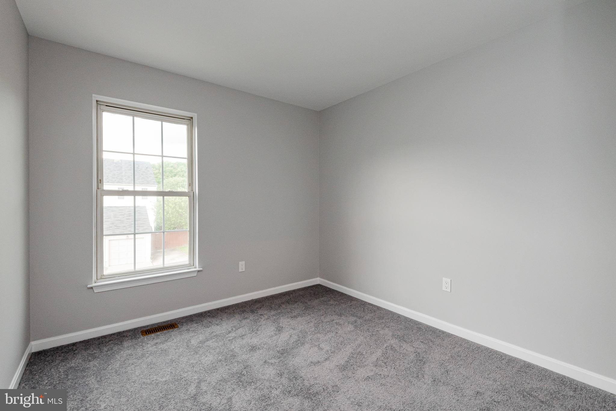 BROOKE MANOR - Residential