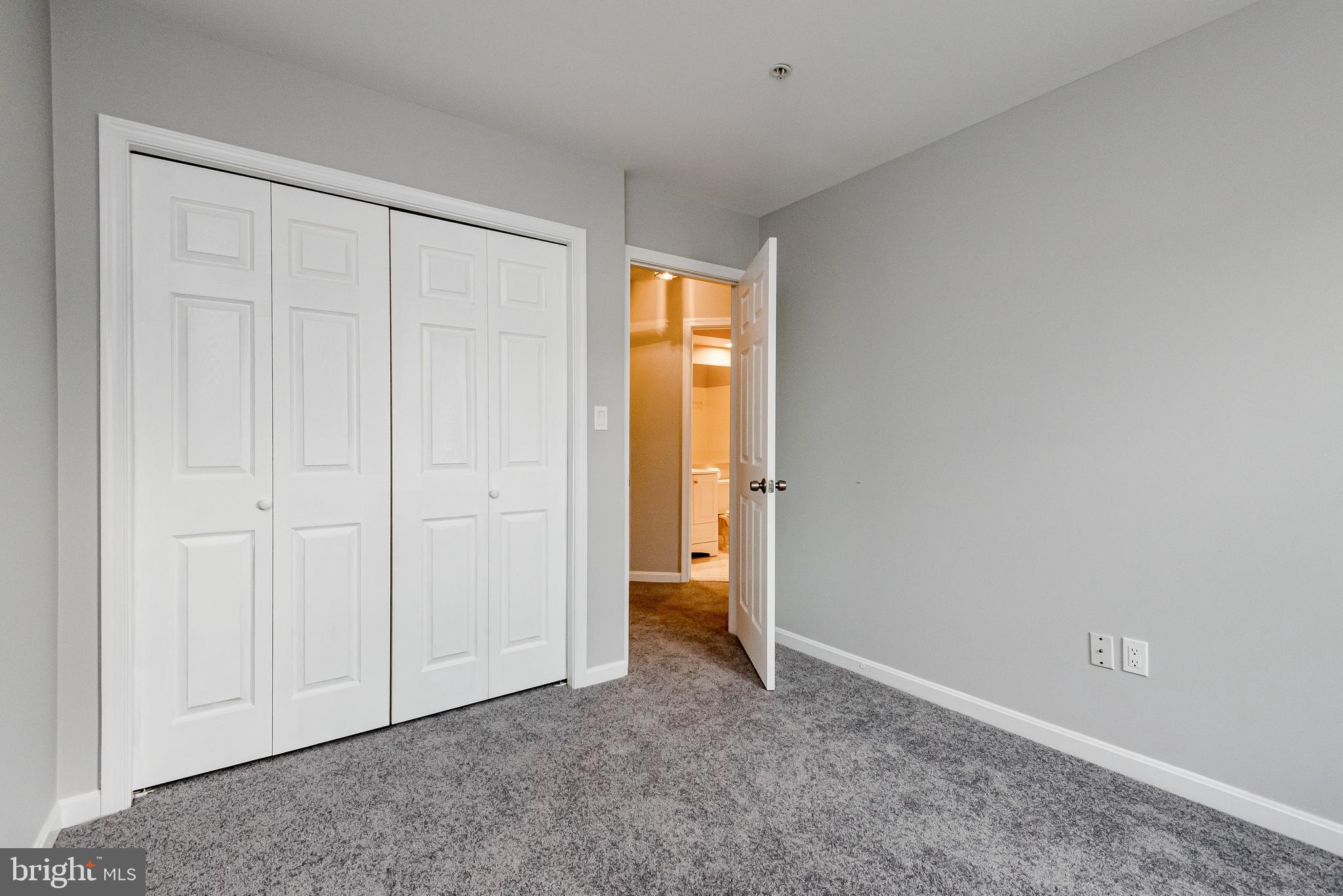 BROOKE MANOR - Residential