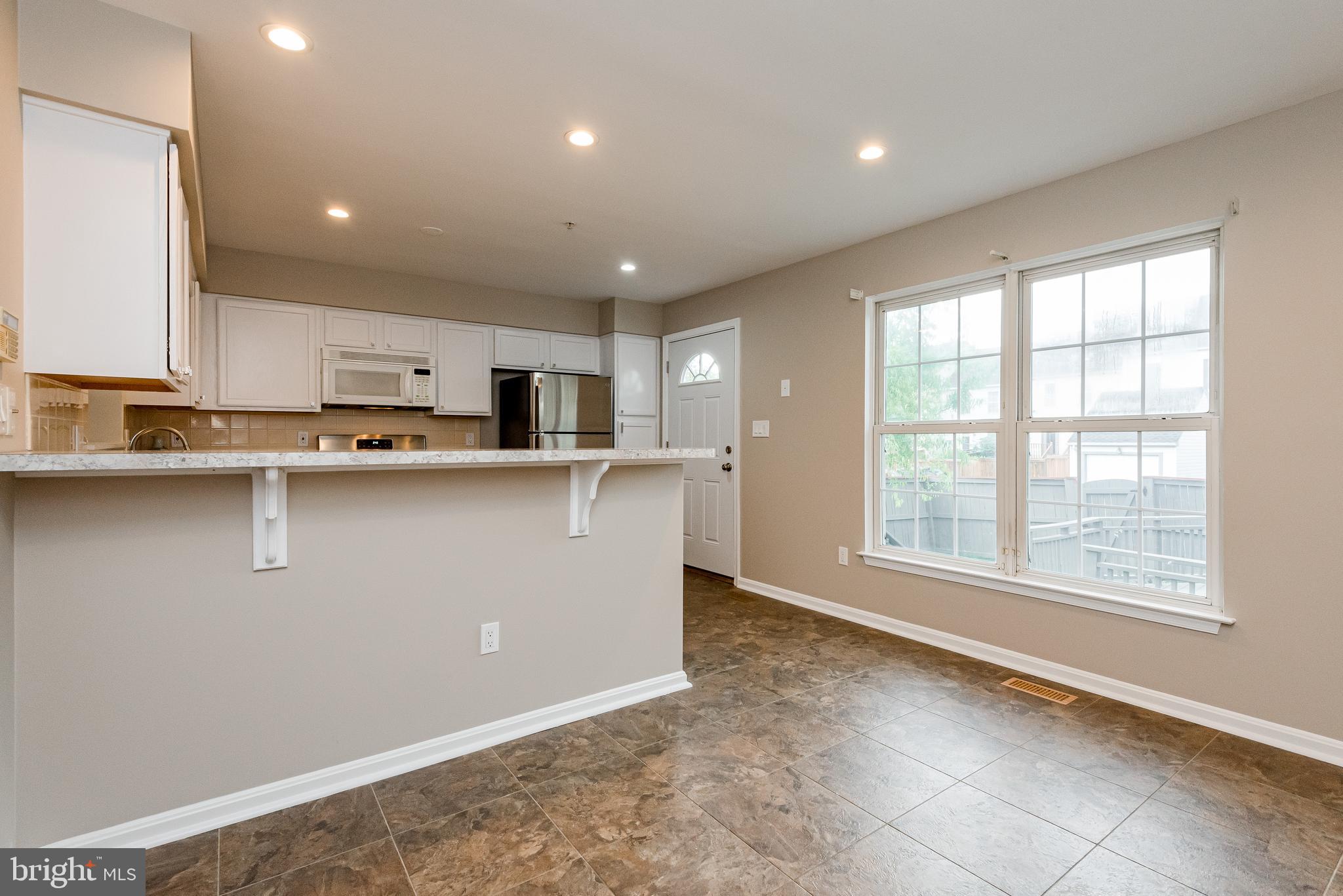 BROOKE MANOR - Residential