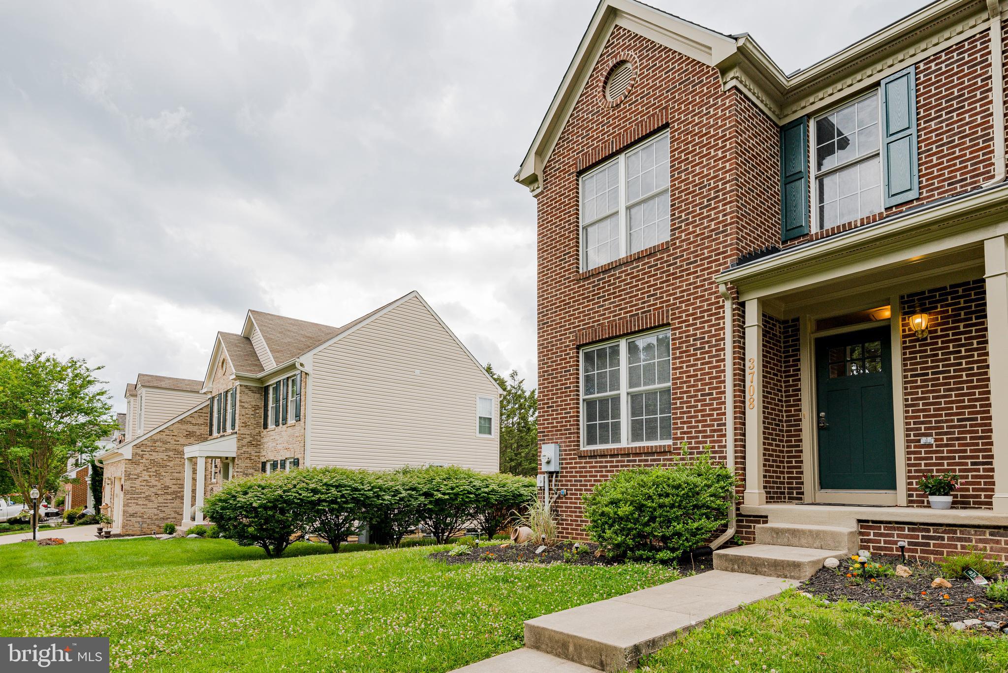 BROOKE MANOR - Residential