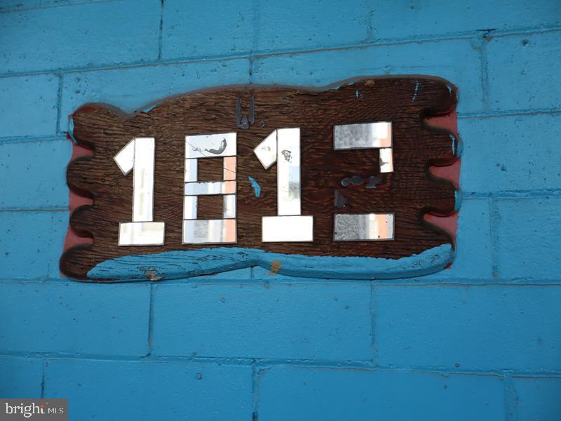 1812 N NEWKIRK STREET