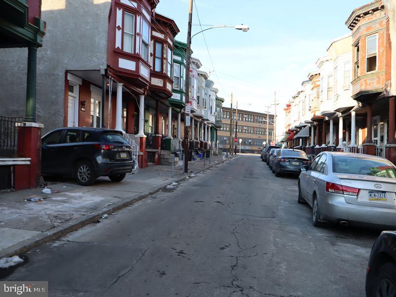 1812 N NEWKIRK STREET