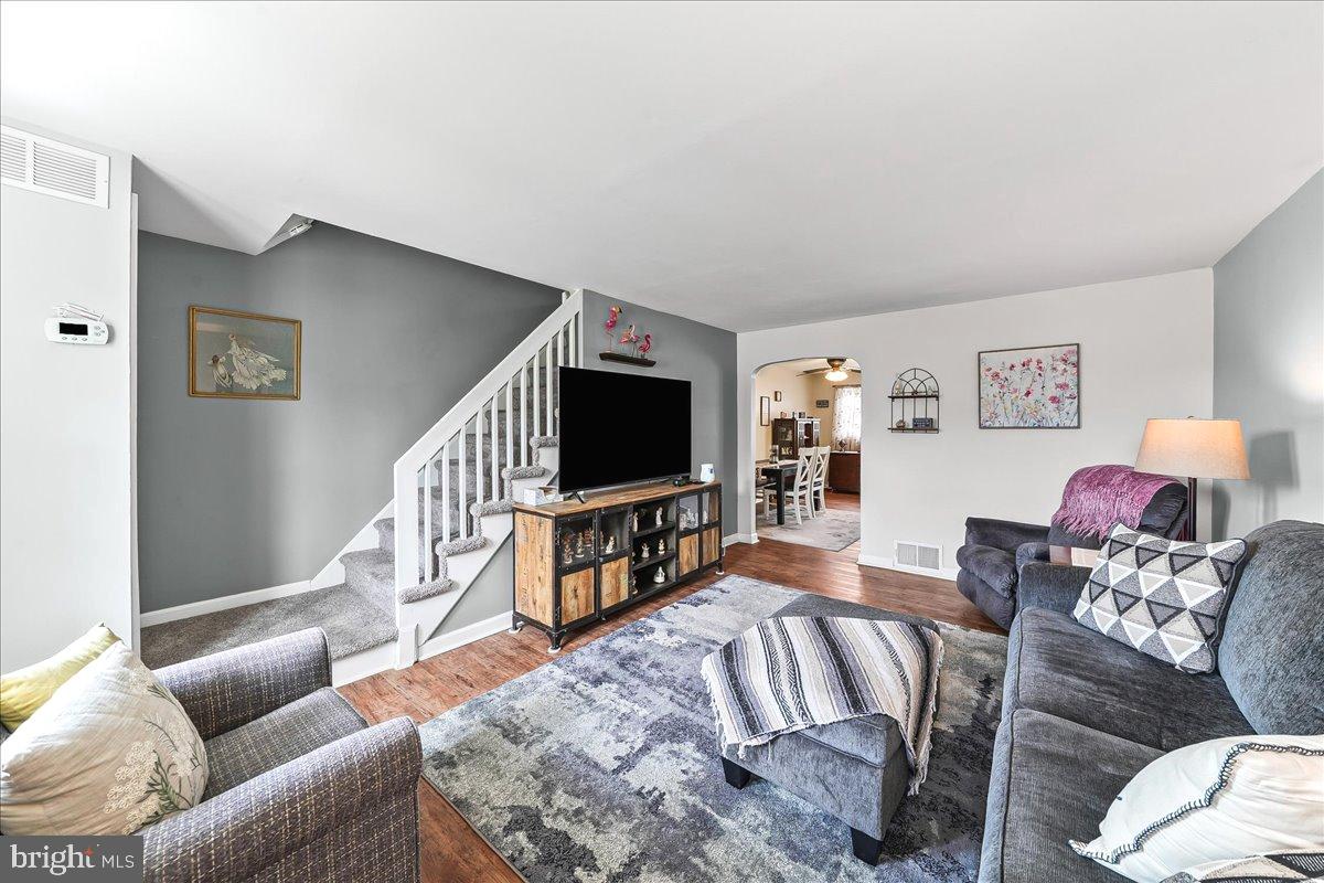 DELMAR VILLAGE - Residential