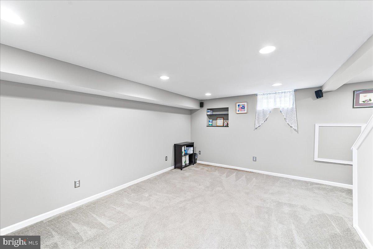 DELMAR VILLAGE - Residential