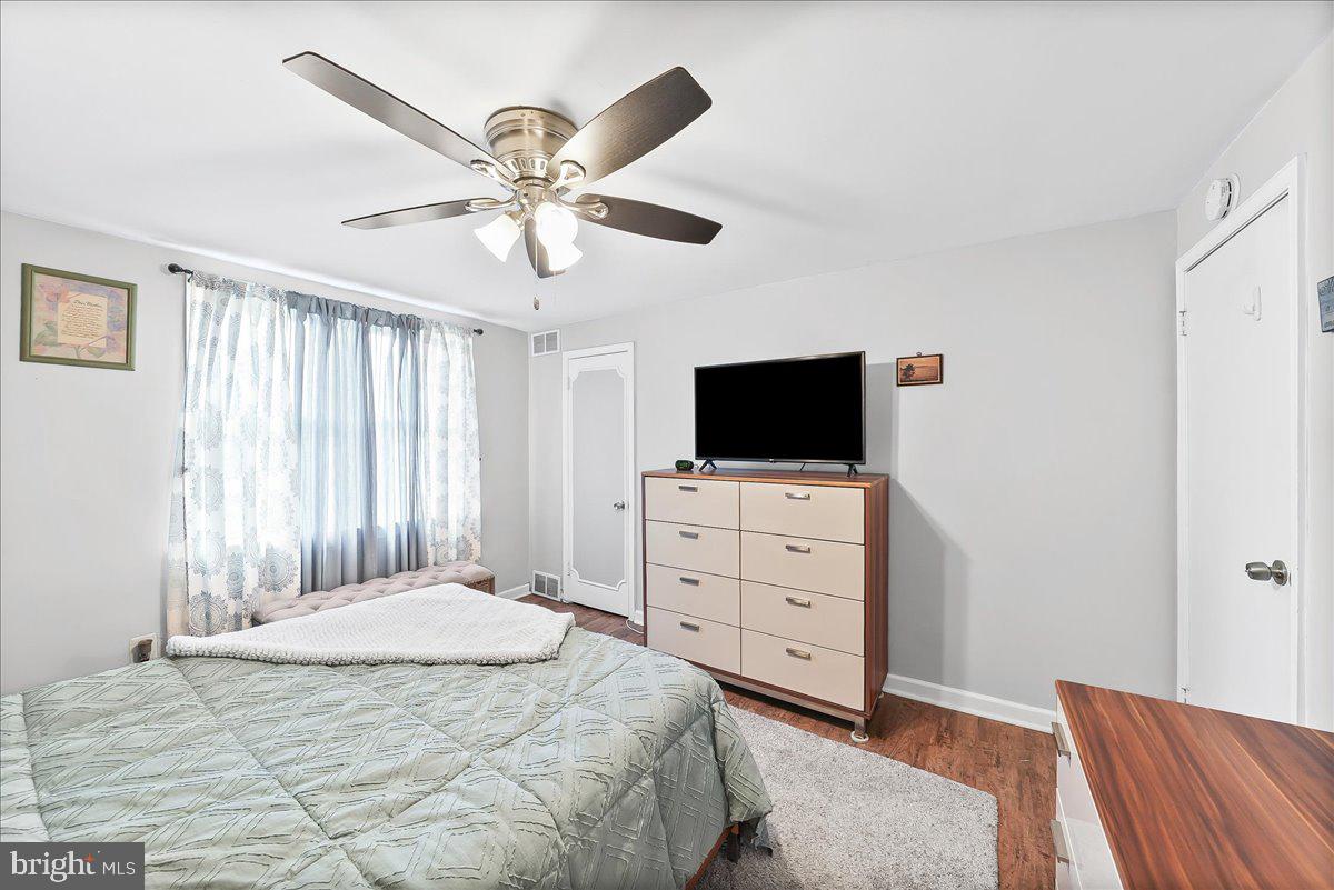 DELMAR VILLAGE - Residential