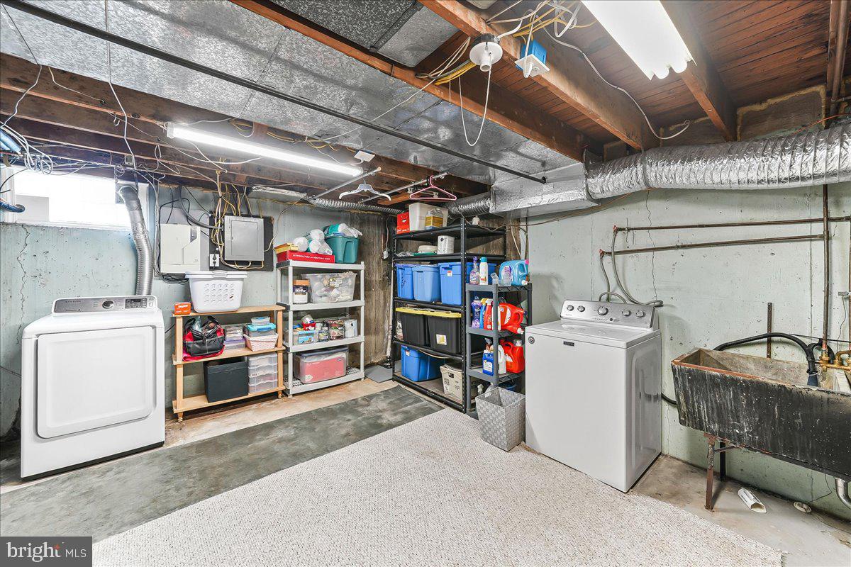 DELMAR VILLAGE - Residential