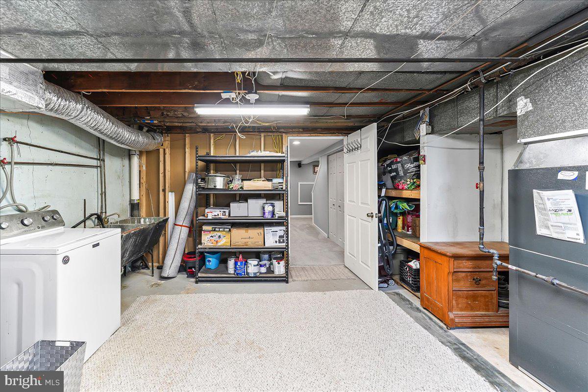 DELMAR VILLAGE - Residential